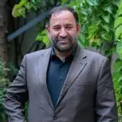  حسین  اکبری 