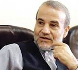 دکتر صادق آئینه وند استاد فقید گروه تاریخ دانشگاه تربیت مدرس تهران دکتر صادق آئینه وند استاد فقید گروه تاریخ دانشگاه تربیت مدرس تهران