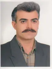 دکتر داریوش حیاتی استاد بخش ترویج و آموزش کشاورزی دانشگاه شیراز