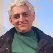 دکتر رضا غیاثی استاد دانشگاه آزاد اسلامی