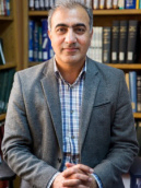دکتر پرویز شهریاری استادیار پژوهشکده جامعه و اطلاعات، گروه پژوهشی مطالعات اجتماعی اطلاعات
