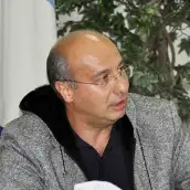 دکتر حسن گیوریان دانشیار -عضو هیات علمی دانشگاه آزاد تهران مرکز