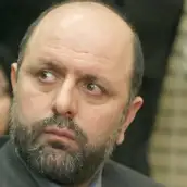 دکتر سیدمنصور گتمیری رئیس مرکز تحقیقات نفرولوژی دانشگاه تهران دکتر سیدمنصور گتمیری رئیس مرکز تحقیقات نفرولوژی دانشگاه تهران