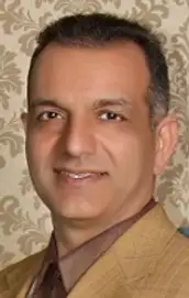 دکتر مهرداد نیاکوثری استاد. دانشکده کشاورزی. دانشگاه شیراز