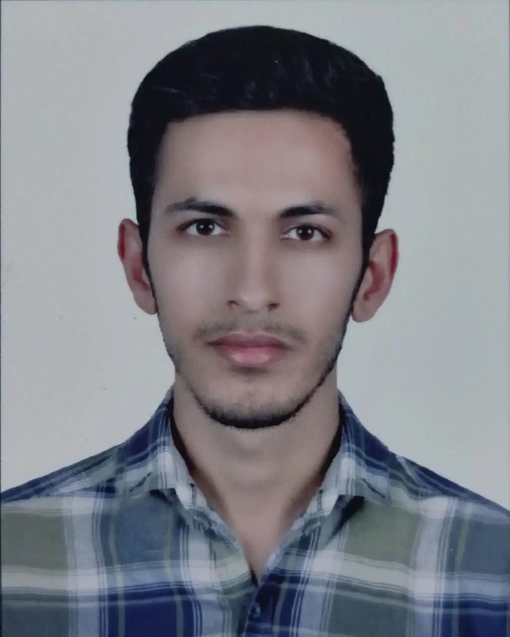 محمدرضا خادم اردکانی دانشجوی کارشناسی حقوق محمدرضا خادم اردکانی دانشجوی کارشناسی حقوق