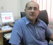 دکتر فریبرز آذرپناه گروه ریاضی، دانشکده علوم ریاضی و کامپیوتر، دانشگاه شهید چمران اهواز دکتر فریبرز آذرپناه گروه ریاضی، دانشکده علوم ریاضی و کامپیوتر، دانشگاه شهید چمران اهواز
