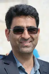 دکتر محمدحسین فلاح مهرآبادی معاون تحقیقات و فناوری موسسه تحقیقات واکسن و سرم سازی رازی دکتر محمدحسین فلاح مهرآبادی معاون تحقیقات و فناوری موسسه تحقیقات واکسن و سرم سازی رازی