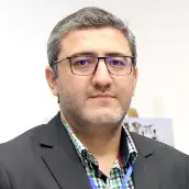 دکتر وحید حقیقت دوست استادیار گروه مهندسی کامپیوتر، دانشگاه شاهد، تهران، ایران
