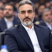 دکتر امید آراد پژوهشگر، نویسنده، مشاور، مدیرمسئول فصلنامه فرا مدیریت و معماری رفتار در هزاره سوم