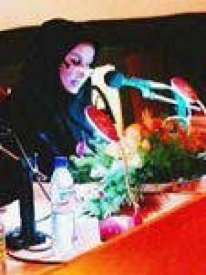 پروفسور فرح حبیب استاد تمام پروفسور فرح حبیب استاد تمام