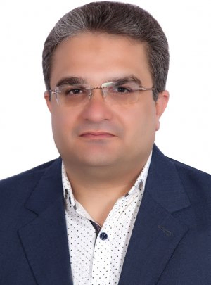 دکتر مجید صادقی نیا استادیار گروه کشاورزی و منابع طبیعی دانشگاه اردکان